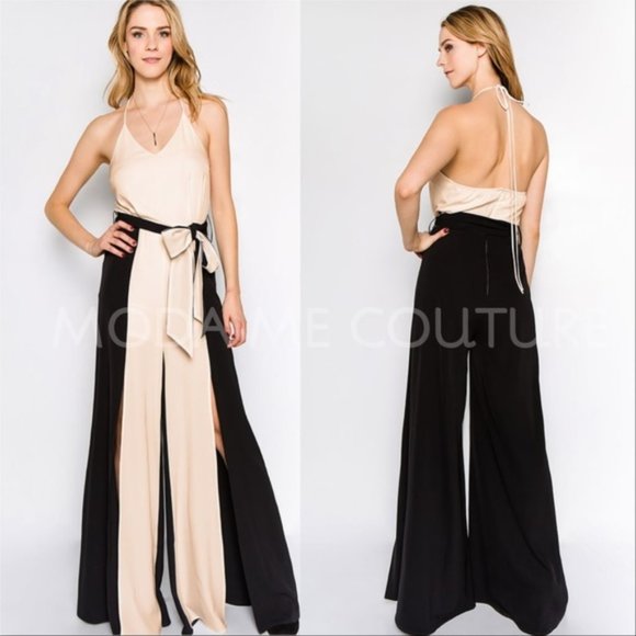 Effortlessly Chic Jumpsuit - Picture 2 of 3